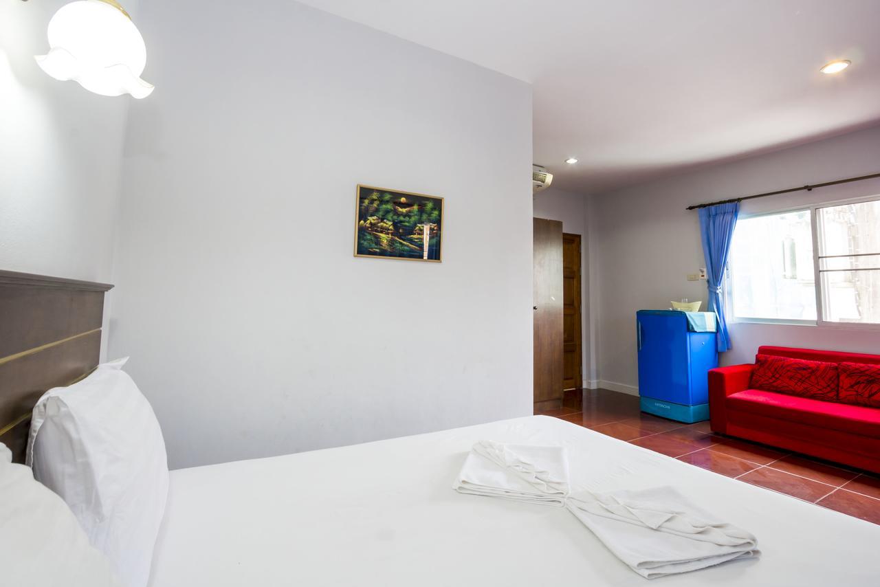 191Inn Patong Экстерьер фото