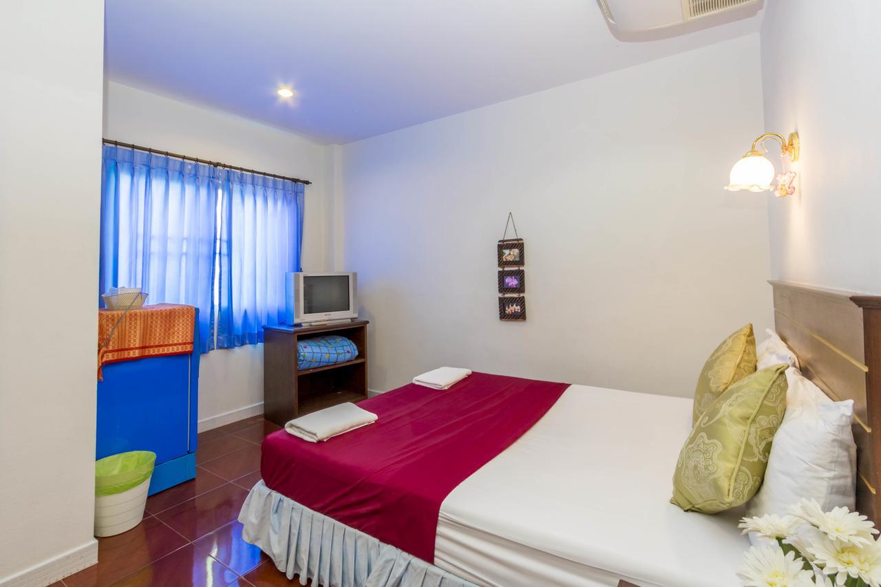 191Inn Patong Экстерьер фото