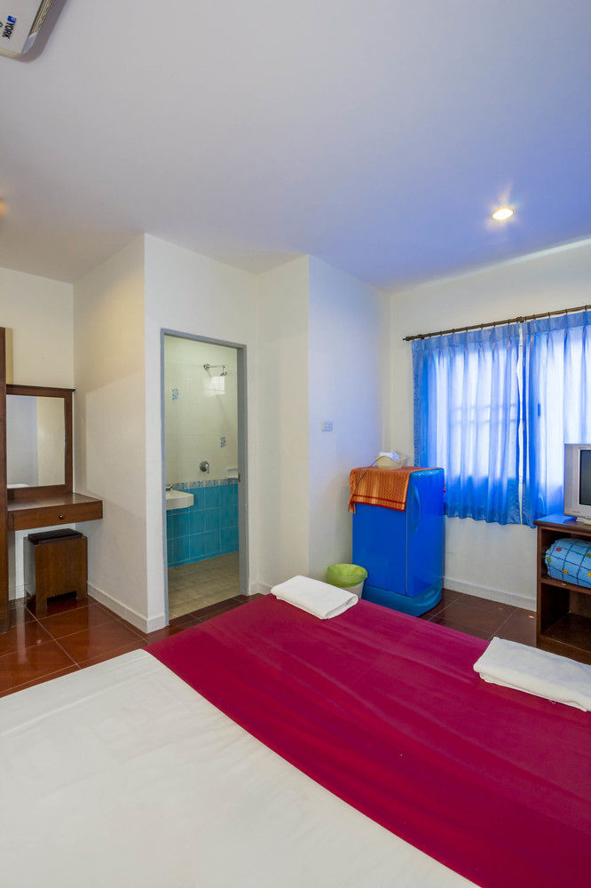 191Inn Patong Экстерьер фото